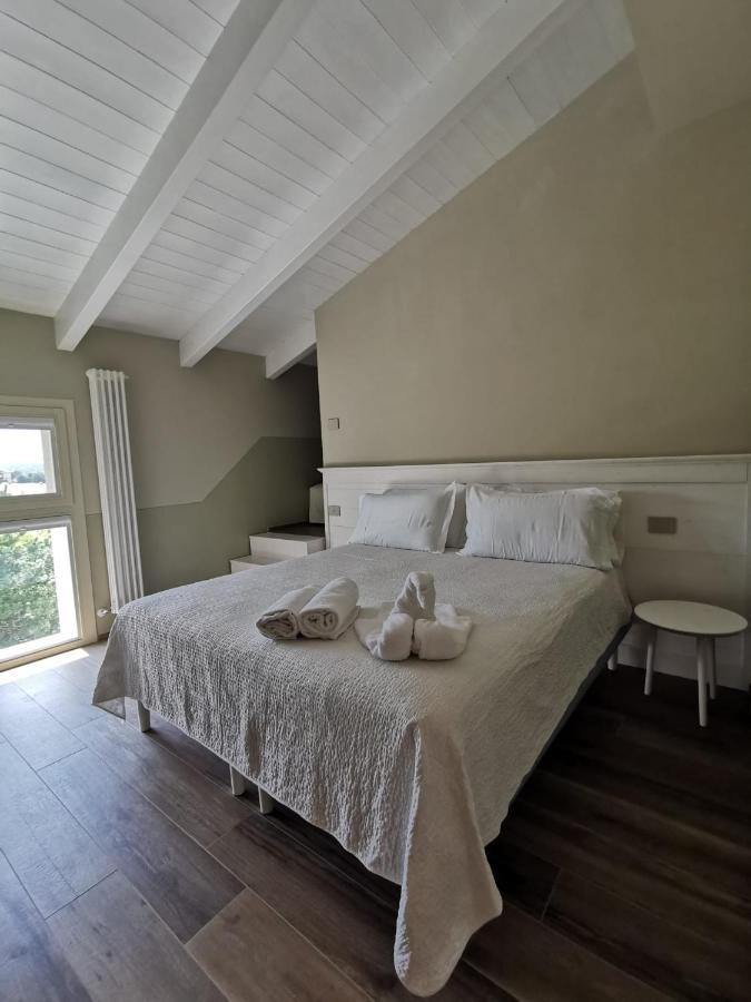 Agriturismo E Acetaia La Vedetta 卡泰维托莫顿 外观 照片