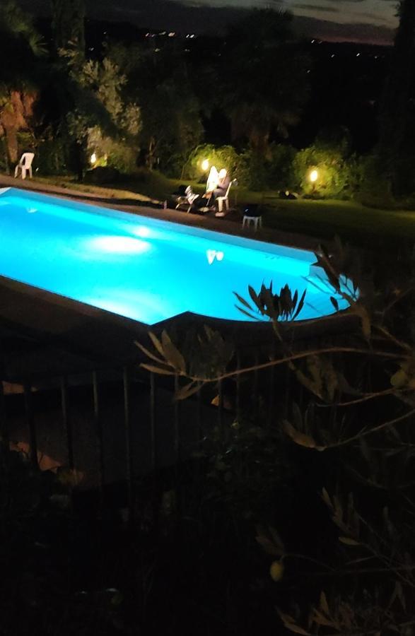 Agriturismo E Acetaia La Vedetta 卡泰维托莫顿 外观 照片